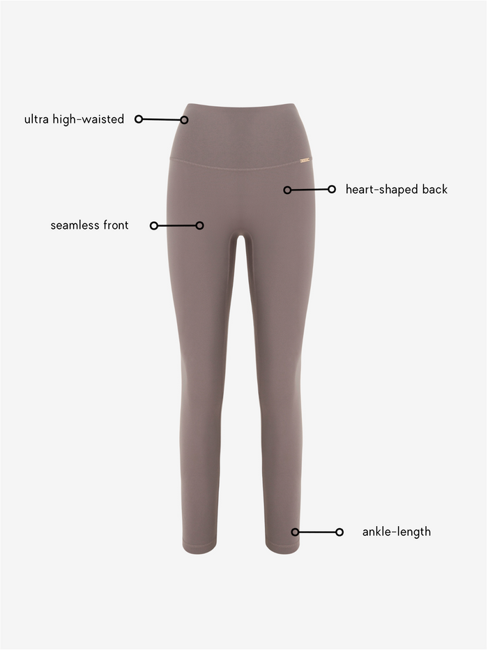 Becca Leggings - Sand AMADAWEAR