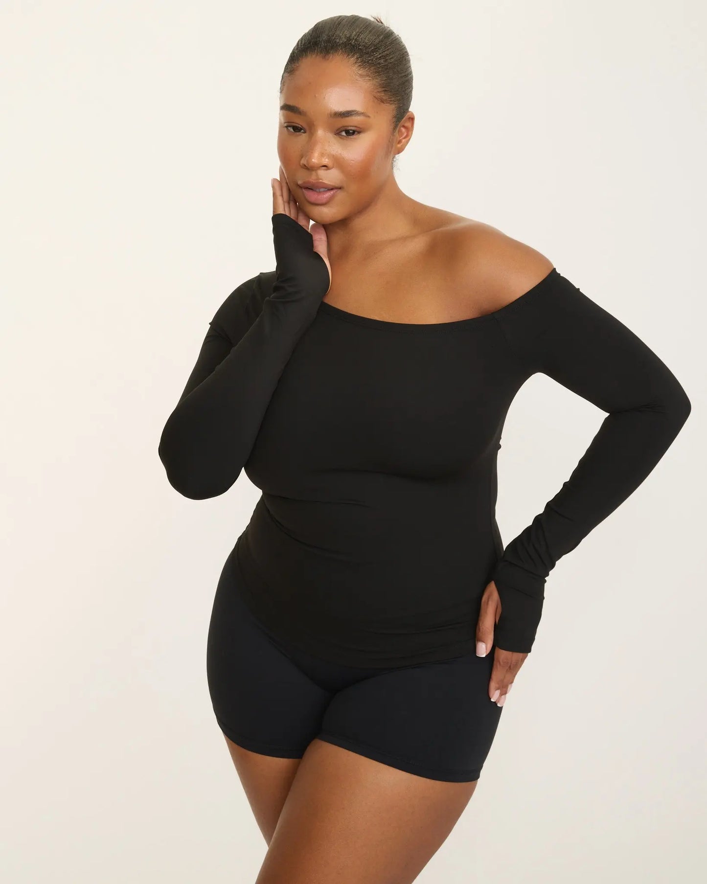 Belle Shorts - Black AMADAWEAR
