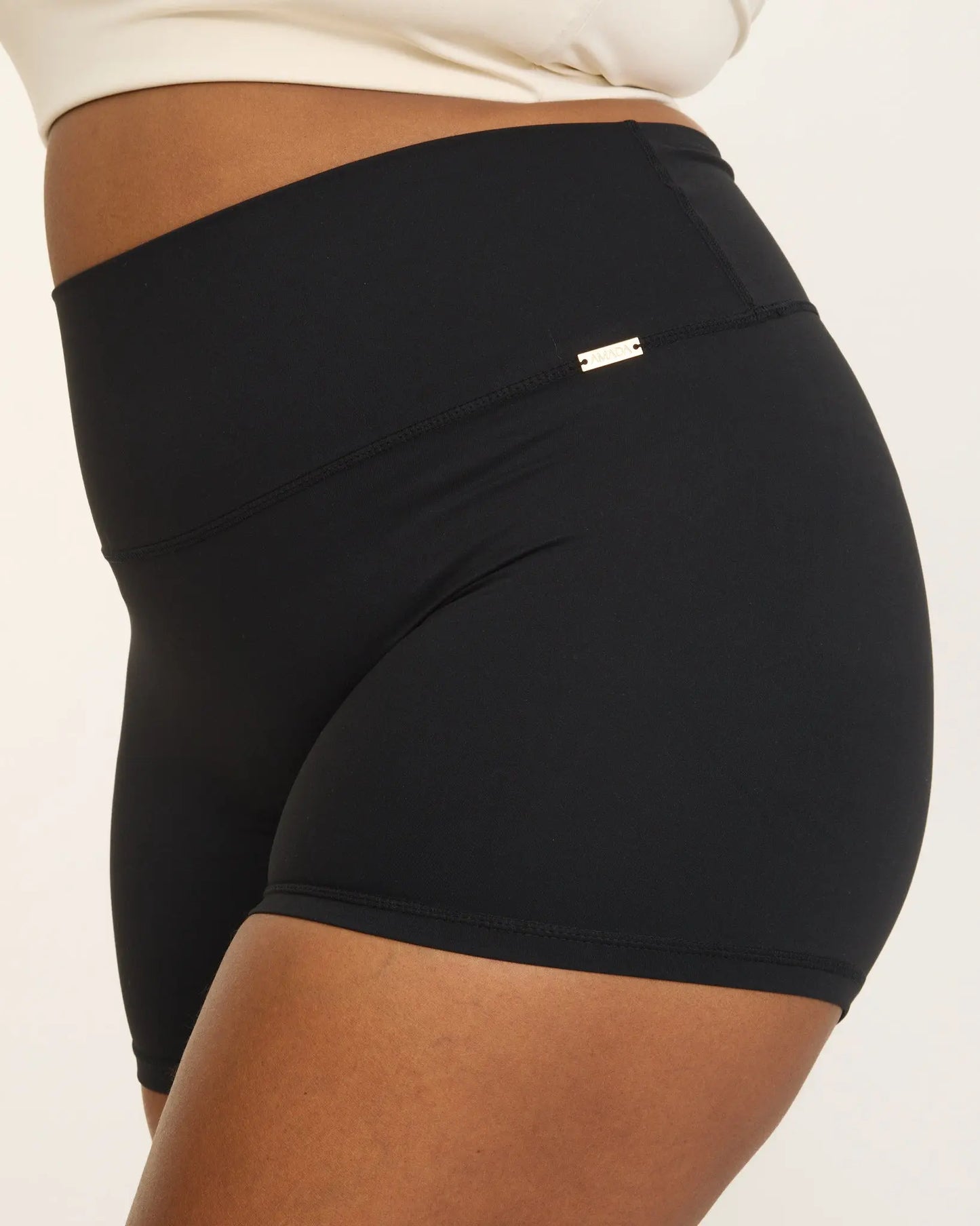 Belle Shorts - Black AMADAWEAR