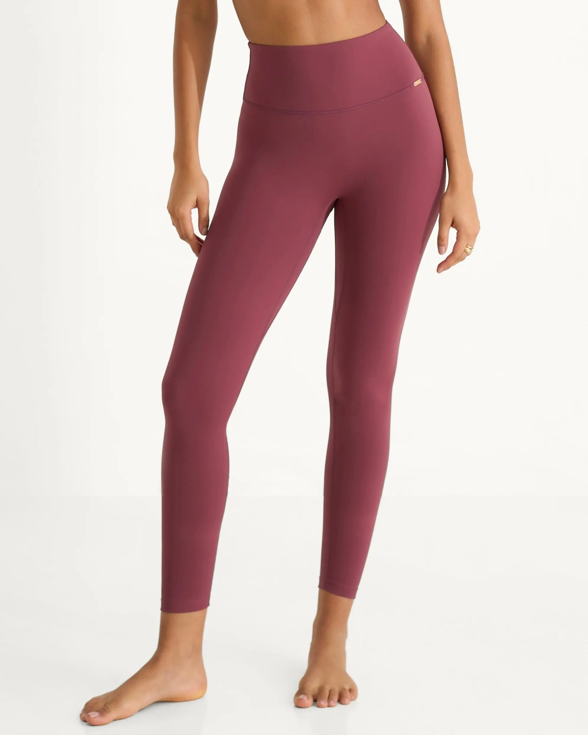 Bonita Leggings - Cherry AMADAWEAR