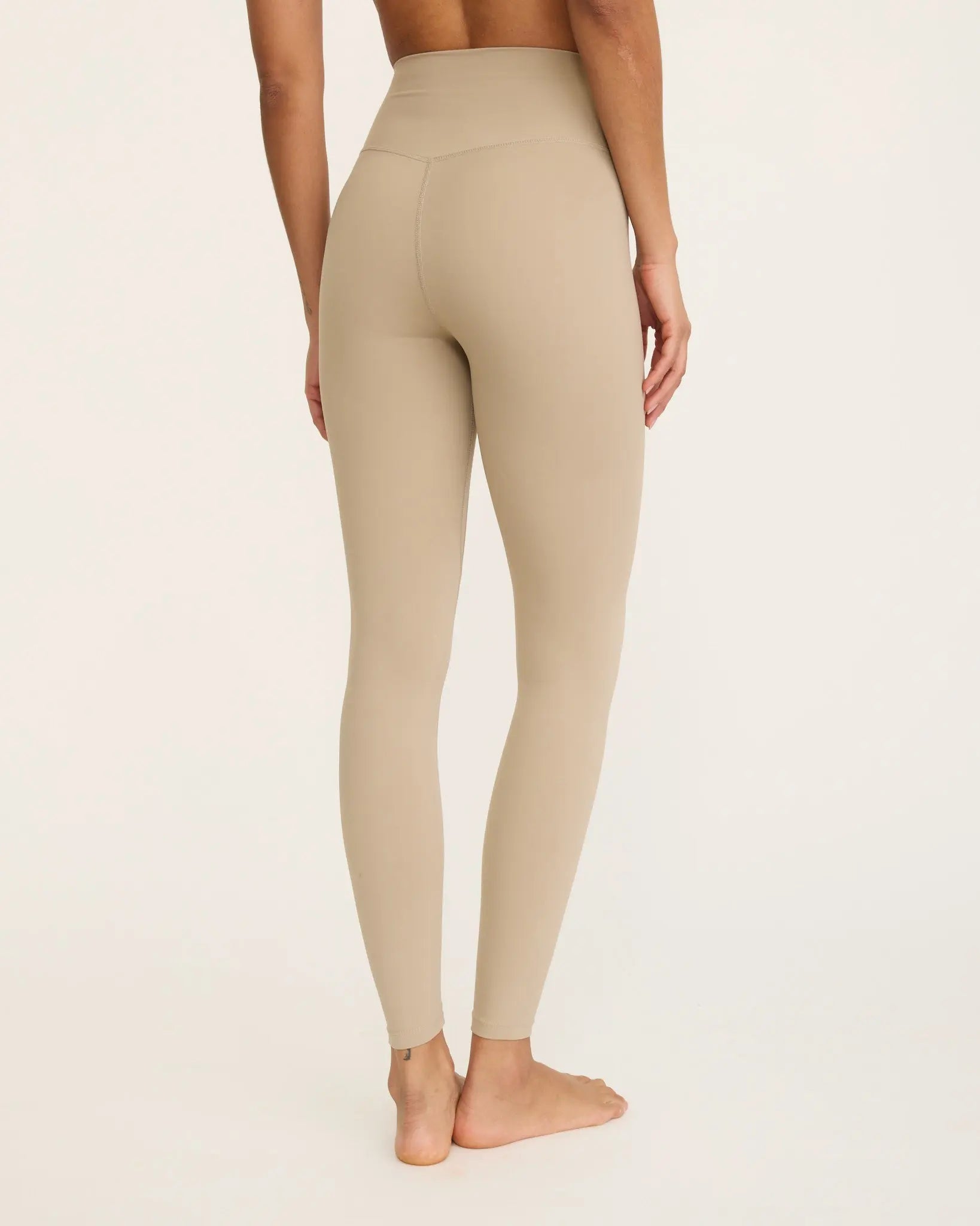 Bonita Leggings - Nude AMADAWEAR