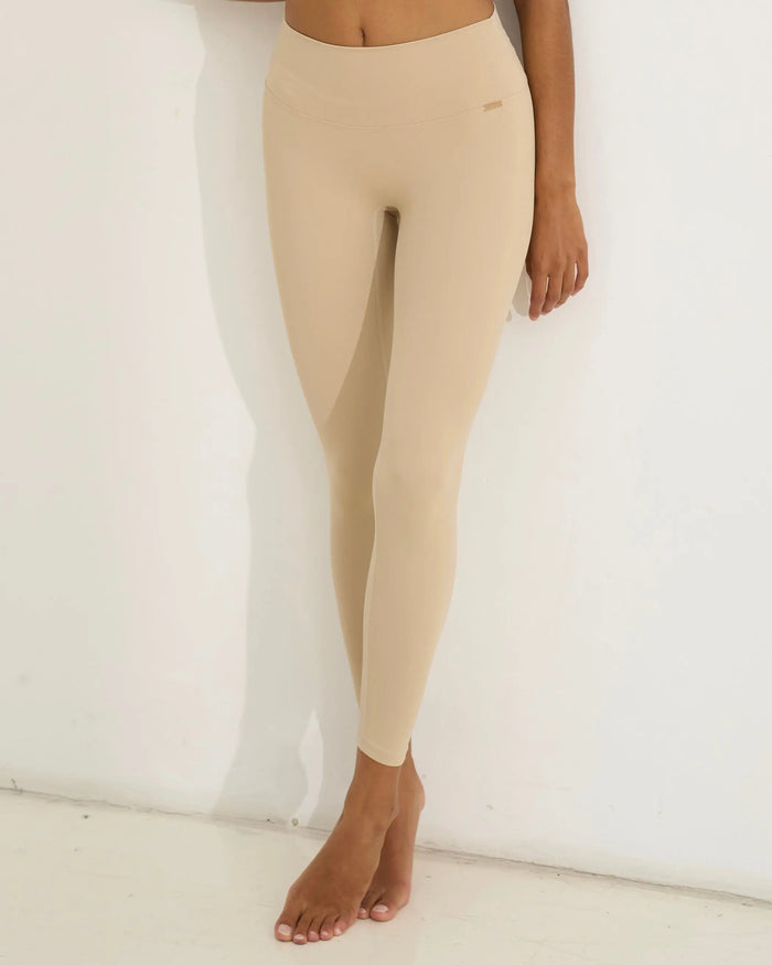 Brielle Leggings - Cream AMADAWEAR