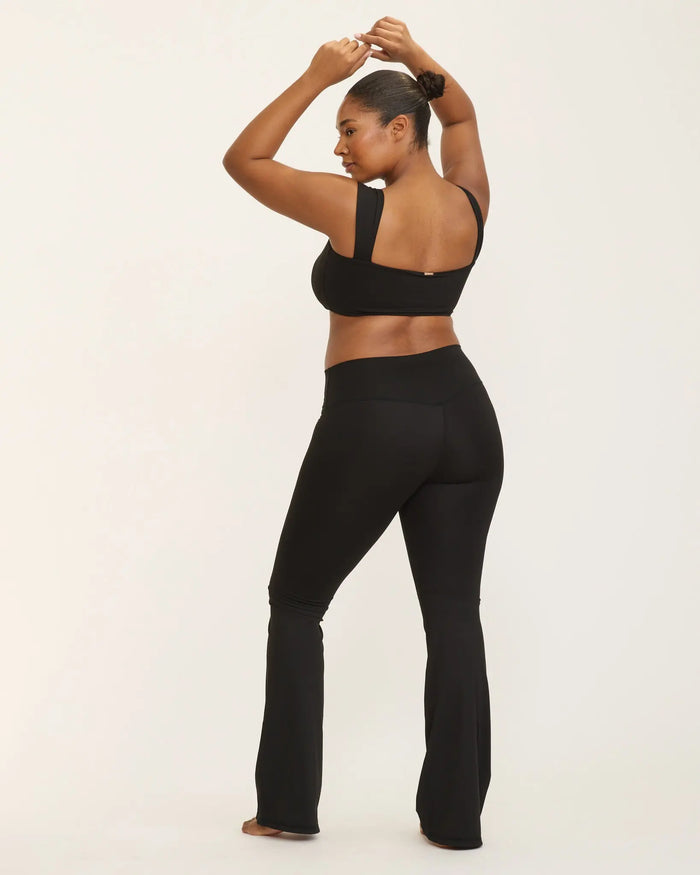 Camilla Flare Leggings - Black AMADAWEAR