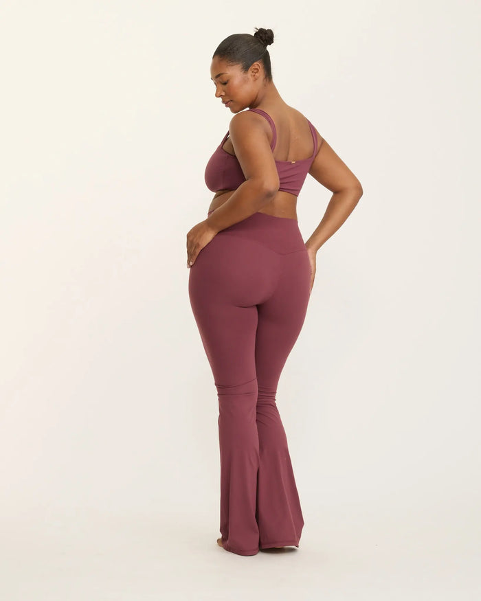 Camilla Flare Leggings - Cherry AMADAWEAR