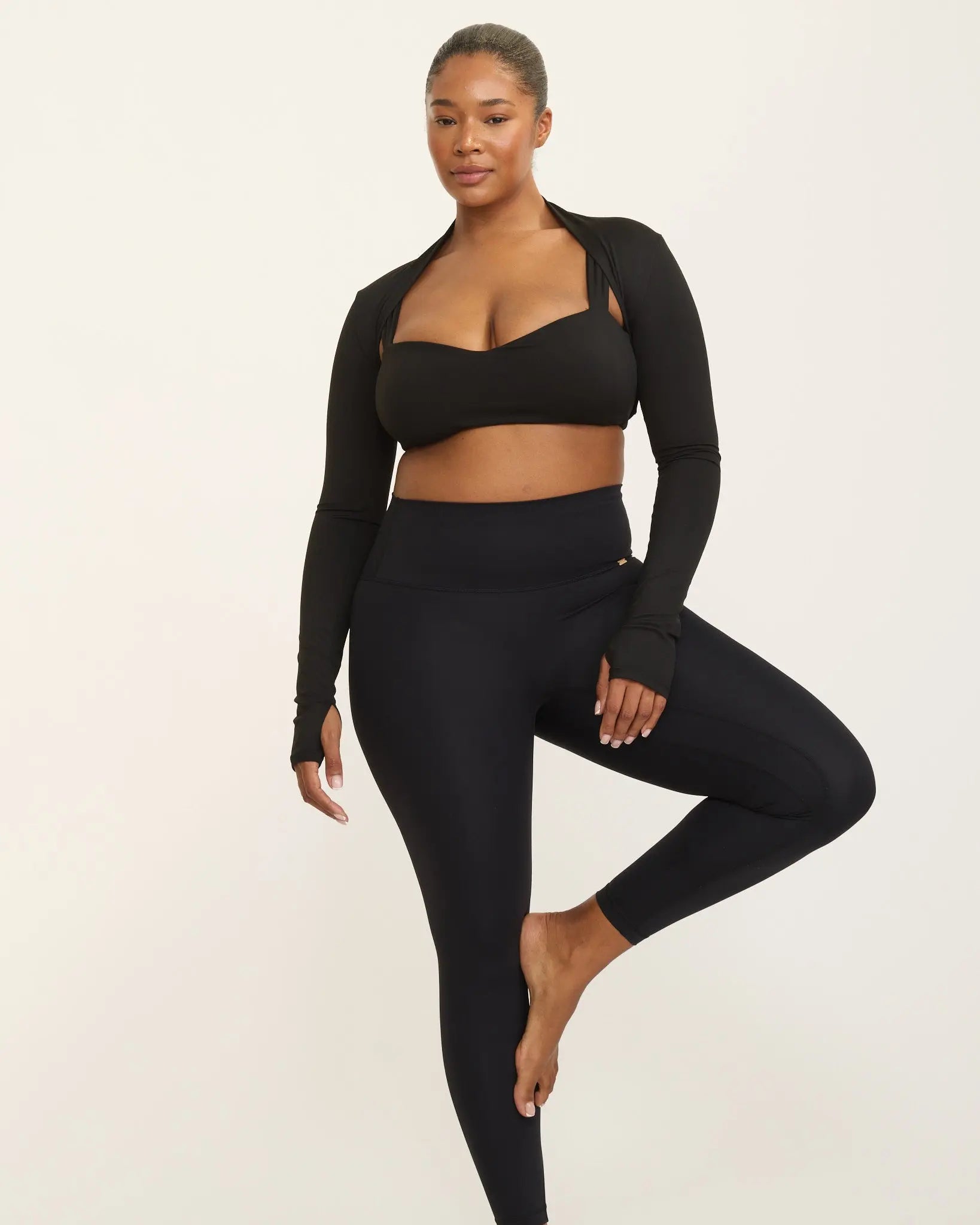 Elena Bolero - Black AMADAWEAR