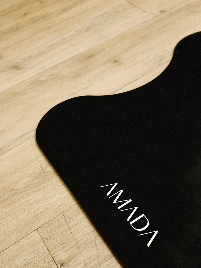 The AMADA Yoga Mat - Black