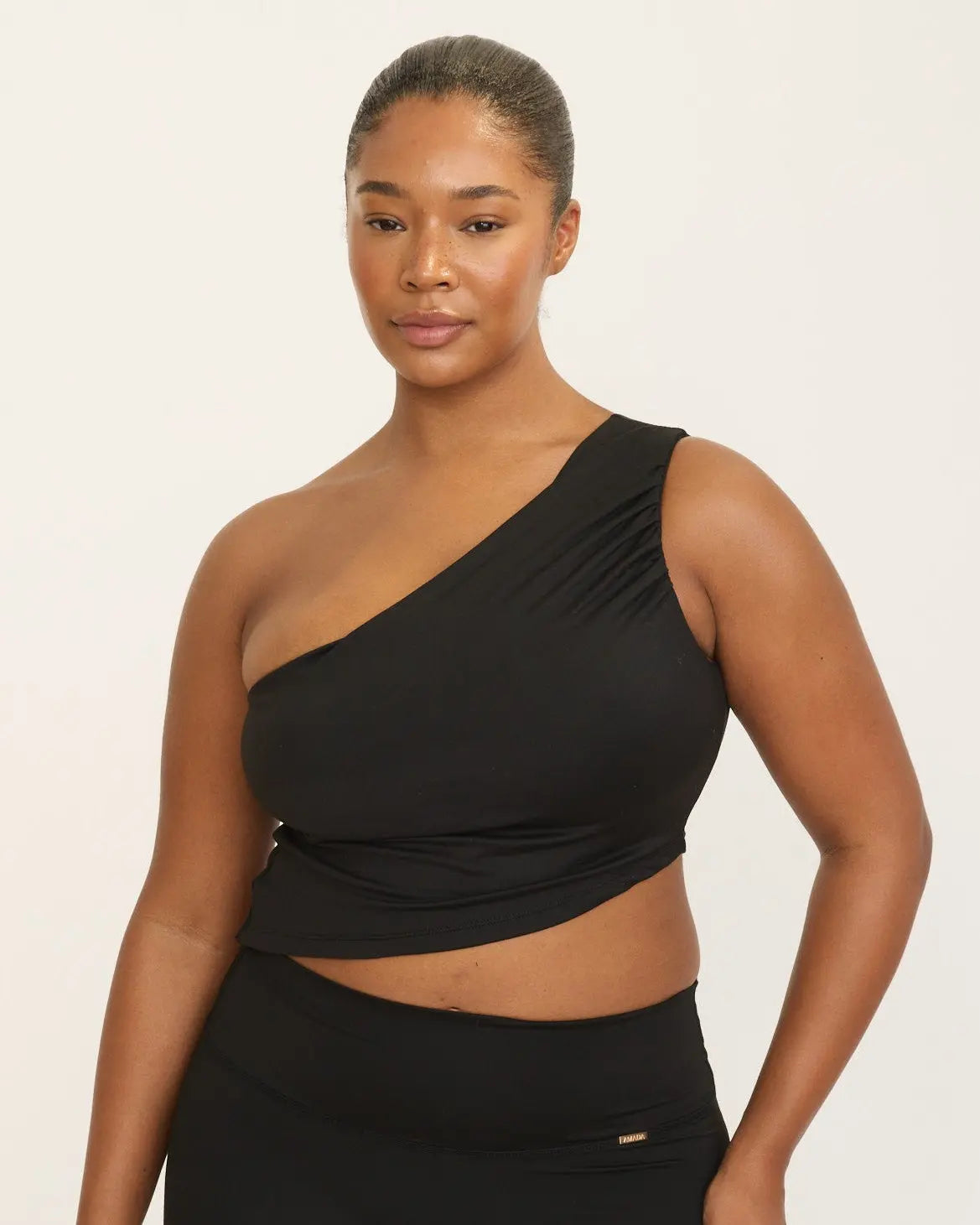 Joelle One Shoulder Top - Black – Amadawear.ae