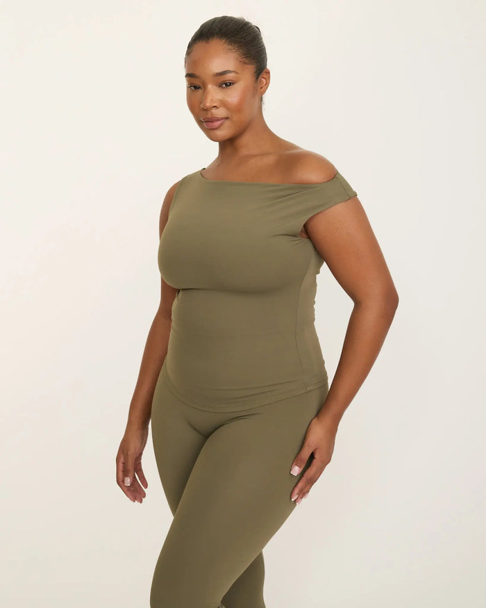 Karolina Boatneck Top - Alpine Moss AMADAWEAR