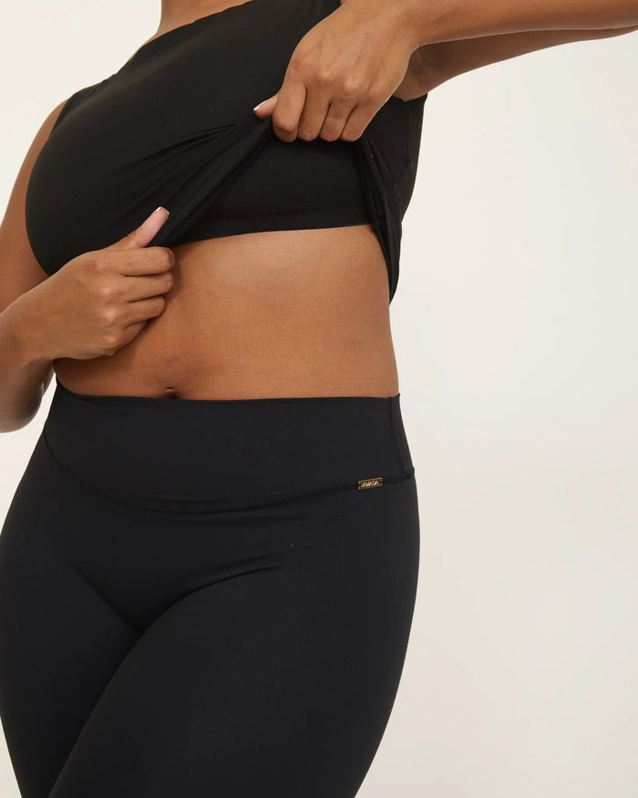 Karolina Boatneck Top - Black AMADAWEAR