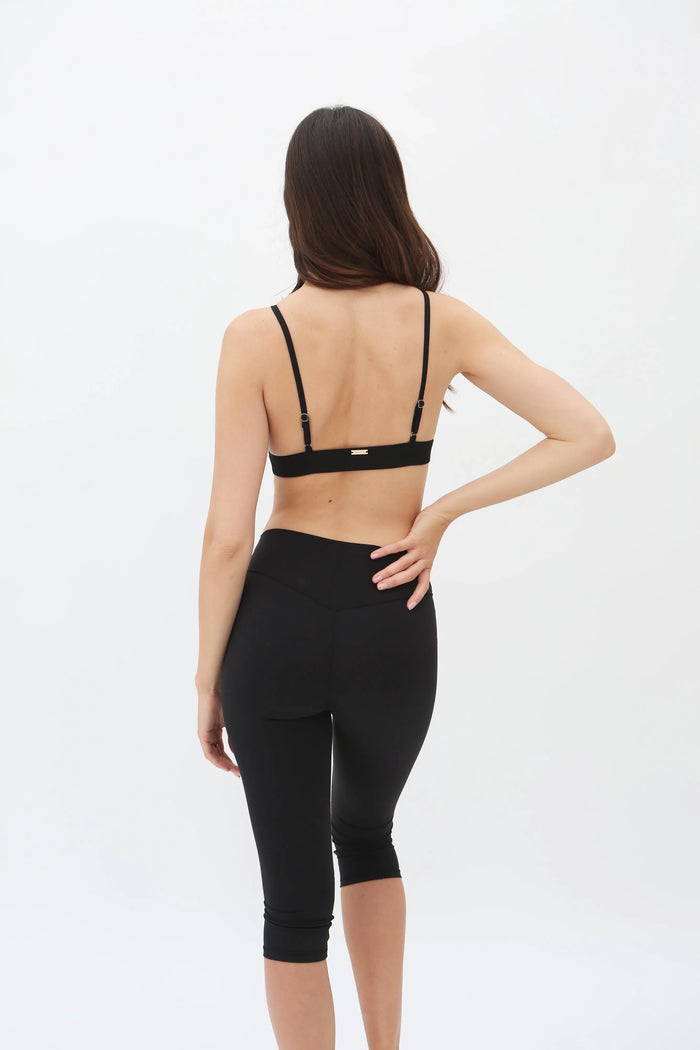 Lucia ribbed Bralette - Black AMADAWEAR