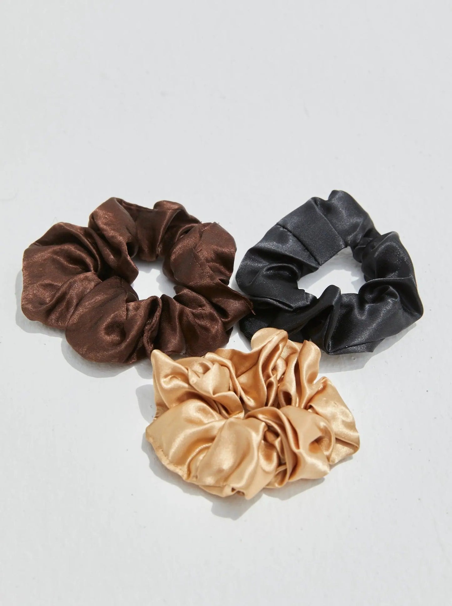 Silk Scrunchie brown - AMADAWEAR
