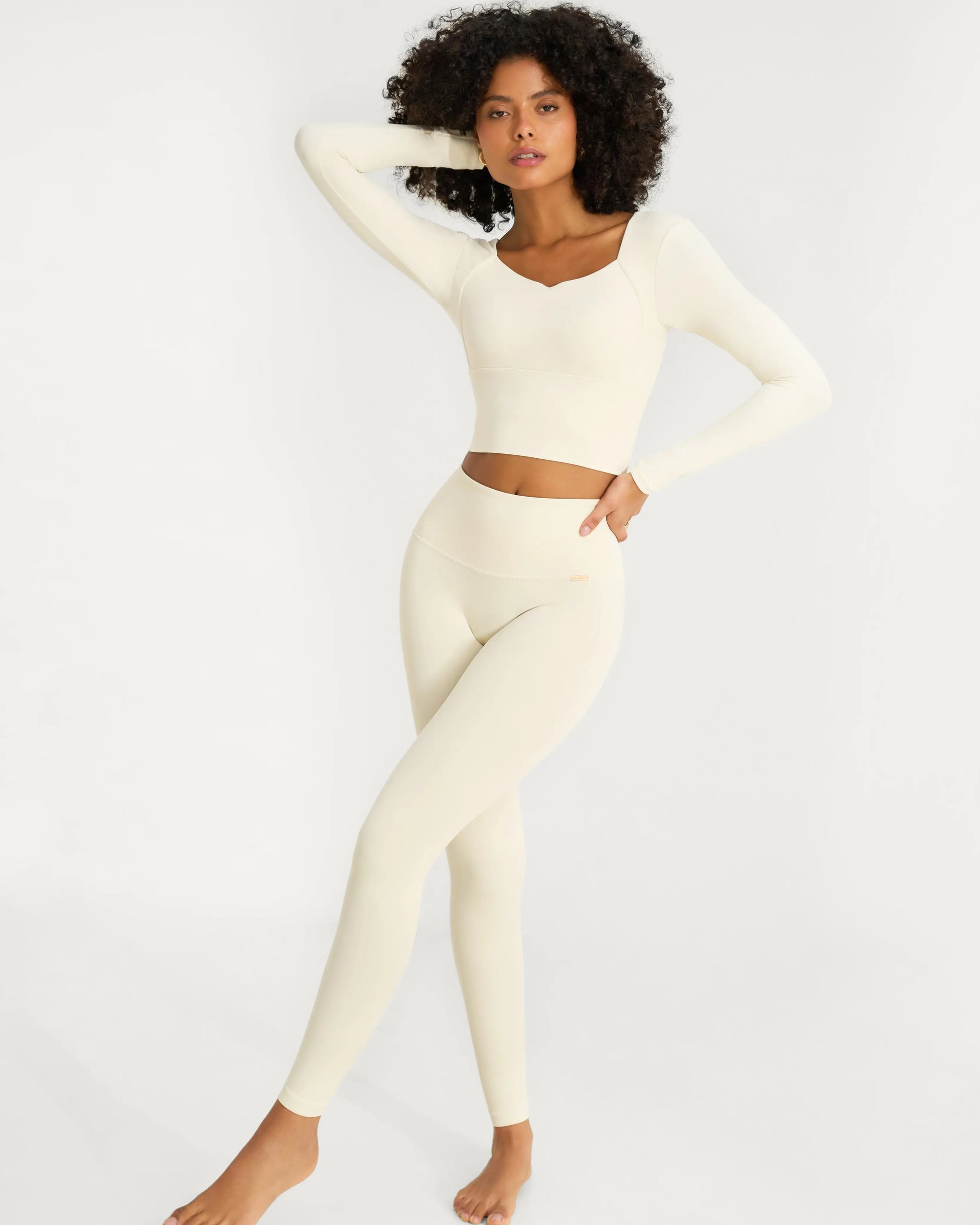 Uela Longsleeve Top - Ivory AMADAWEAR